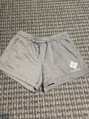Columbia Women's Light Gray Athletic Drawstring Shorts